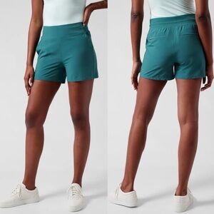 Athleta Brooklyn Shorts Borealis Green Casual Athleisure.  15